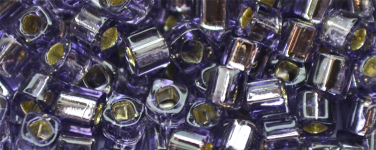 TOHO 2mm Cube-Light Purple Silver Lined