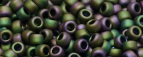 TOHO Aiko-Purple-Green Iris Metallic Matte #TB-708-50