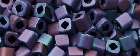 TOHO 4 mm Cube-Blue Iris Metallic Matte Stock # :T4C705-100