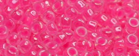 TOHO Size 15/o Round Seed Bead-Hot Pink Ceylon Pearl. 15T910-100 (image for) TOHO Size 15/o Round Seed Bead-Hot Pink Ceylon Pearl. 15T910-100